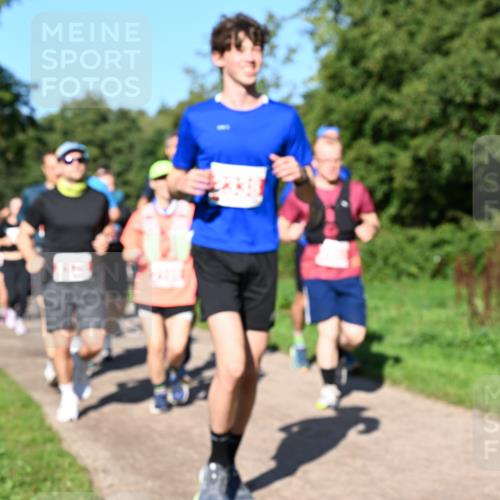 27.09.2026 - 35. Volkslauf durch das schöne Alstertal Dr. Thomas Lammeyer http://msf.ph/oto/10563350 27.09.2026 10:26:37 Laufen  meine-sportfotos.de