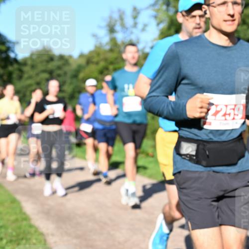 27.09.2026 - 35. Volkslauf durch das schöne Alstertal Dr. Thomas Lammeyer http://msf.ph/oto/10563367 27.09.2026 10:26:40 Laufen 2259 meine-sportfotos.de