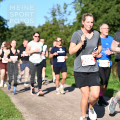 27.09.2026 - 35. Volkslauf durch das schöne Alstertal Dr. Thomas Lammeyer http://msf.ph/oto/10563394 27.09.2026 10:26:45 Laufen  meine-sportfotos.de
