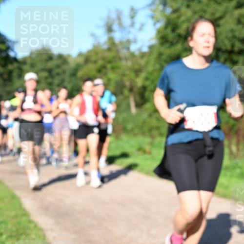 27.09.2026 - 35. Volkslauf durch das schöne Alstertal Dr. Thomas Lammeyer http://msf.ph/oto/10563492 27.09.2026 10:27:01 Laufen  meine-sportfotos.de