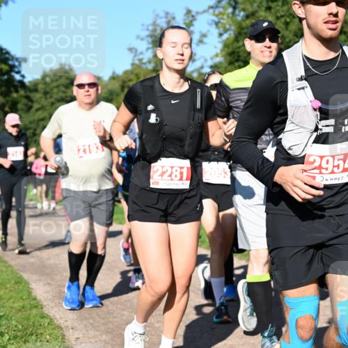 27.09.2026 - 35. Volkslauf durch das schöne Alstertal Dr. Thomas Lammeyer http://msf.ph/oto/10563520 27.09.2026 10:27:06 Laufen 2193, 2281, 2053, 295, 24 meine-sportfotos.de