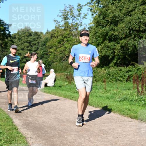 27.09.2026 - 35. Volkslauf durch das schöne Alstertal Dr. Thomas Lammeyer http://msf.ph/oto/10563738 27.09.2026 10:27:42 Laufen 2264, 2432 meine-sportfotos.de