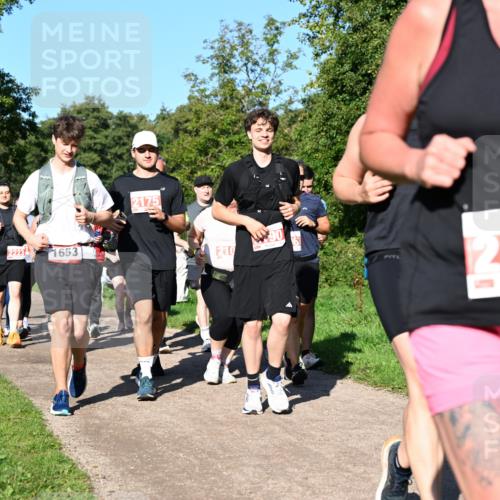 27.09.2026 - 35. Volkslauf durch das schöne Alstertal Dr. Thomas Lammeyer http://msf.ph/oto/10563826 27.09.2026 10:28:02 Laufen 2006, 2223, 1653, 2175, 210, 2163 meine-sportfotos.de