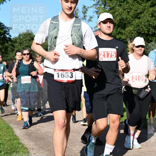 27.09.2026 - 35. Volkslauf durch das schöne Alstertal Dr. Thomas Lammeyer http://msf.ph/oto/10563841 27.09.2026 10:28:05 Laufen 2006, 2364, 1653, 2175, 2109, 2134, 21 meine-sportfotos.de