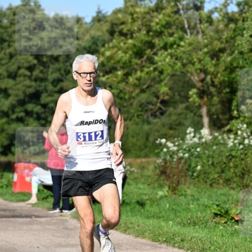 27.09.2026 - 35. Volkslauf durch das schöne Alstertal Dr. Thomas Lammeyer http://msf.ph/oto/10563895 27.09.2026 10:33:32 Laufen 3112 meine-sportfotos.de