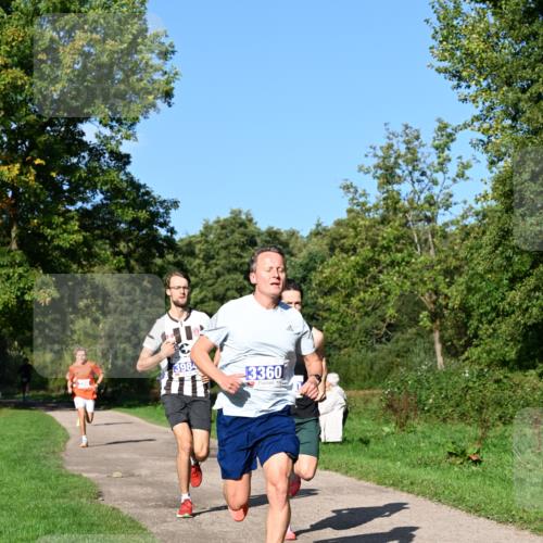 27.09.2026 - 35. Volkslauf durch das schöne Alstertal Dr. Thomas Lammeyer http://msf.ph/oto/10563933 27.09.2026 10:33:43 Laufen 3984, 3360, 1 meine-sportfotos.de