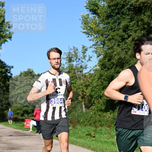 27.09.2026 - 35. Volkslauf durch das schöne Alstertal Dr. Thomas Lammeyer http://msf.ph/oto/10563942 27.09.2026 10:33:44 Laufen 3984, 3100 meine-sportfotos.de