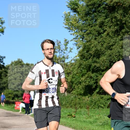 27.09.2026 - 35. Volkslauf durch das schöne Alstertal Dr. Thomas Lammeyer http://msf.ph/oto/10563943 27.09.2026 10:33:45 Laufen 3984 meine-sportfotos.de