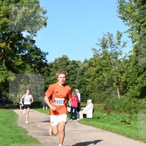 27.09.2026 - 35. Volkslauf durch das schöne Alstertal Dr. Thomas Lammeyer http://msf.ph/oto/10563951 27.09.2026 10:33:47 Laufen 3308 meine-sportfotos.de