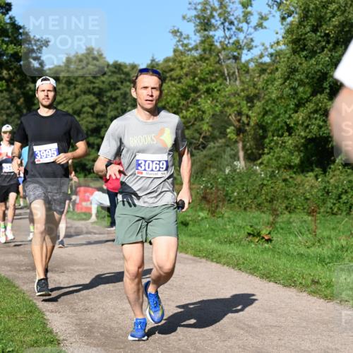 27.09.2026 - 35. Volkslauf durch das schöne Alstertal Dr. Thomas Lammeyer http://msf.ph/oto/10564059 27.09.2026 10:34:10 Laufen 3995, 13069 meine-sportfotos.de