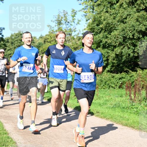 27.09.2026 - 35. Volkslauf durch das schöne Alstertal Dr. Thomas Lammeyer http://msf.ph/oto/10564096 27.09.2026 10:34:16 Laufen 3202, 3430 meine-sportfotos.de