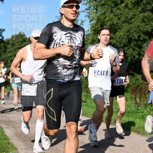 27.09.2026 - 35. Volkslauf durch das schöne Alstertal Dr. Thomas Lammeyer http://msf.ph/oto/10564114 27.09.2026 10:34:18 Laufen 2416, 3414, 3979 meine-sportfotos.de