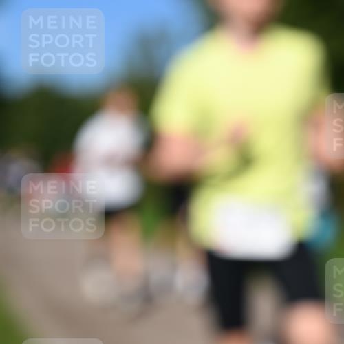 27.09.2026 - 35. Volkslauf durch das schöne Alstertal Dr. Thomas Lammeyer http://msf.ph/oto/10564134 27.09.2026 10:34:21 Laufen  meine-sportfotos.de