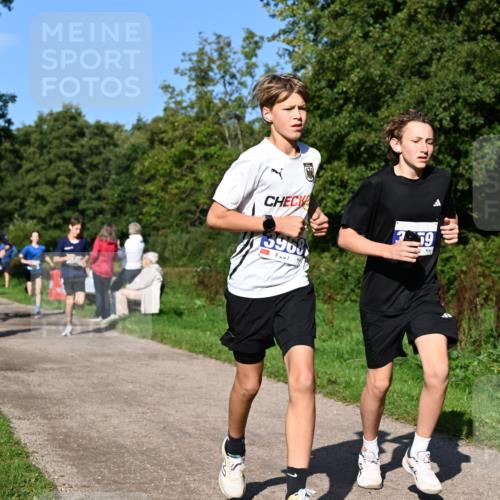 27.09.2026 - 35. Volkslauf durch das schöne Alstertal Dr. Thomas Lammeyer http://msf.ph/oto/10564139 27.09.2026 10:34:22 Laufen 3968, 59 meine-sportfotos.de