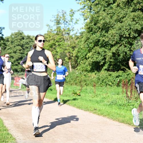 27.09.2026 - 35. Volkslauf durch das schöne Alstertal Dr. Thomas Lammeyer http://msf.ph/oto/10564162 27.09.2026 10:34:25 Laufen 30, 3965, 3385 meine-sportfotos.de