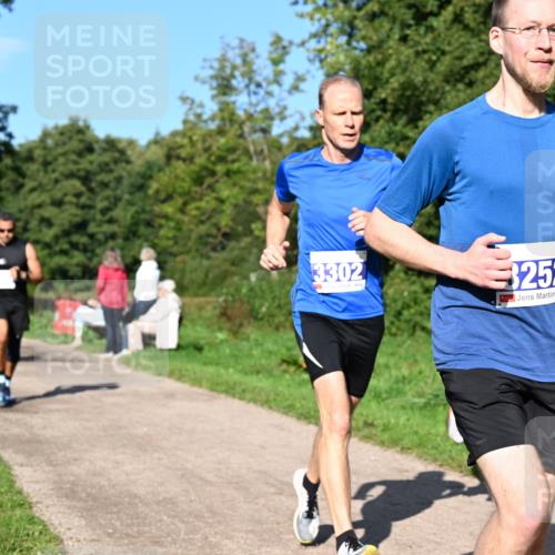 27.09.2026 - 35. Volkslauf durch das schöne Alstertal Dr. Thomas Lammeyer http://msf.ph/oto/10564189 27.09.2026 10:34:30 Laufen  meine-sportfotos.de