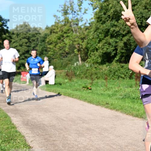 27.09.2026 - 35. Volkslauf durch das schöne Alstertal Dr. Thomas Lammeyer http://msf.ph/oto/10564227 27.09.2026 10:34:43 Laufen 13 meine-sportfotos.de