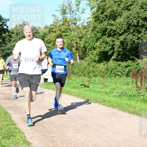27.09.2026 - 35. Volkslauf durch das schöne Alstertal Dr. Thomas Lammeyer http://msf.ph/oto/10564237 27.09.2026 10:34:44 Laufen 3242, 3375, 3177 meine-sportfotos.de