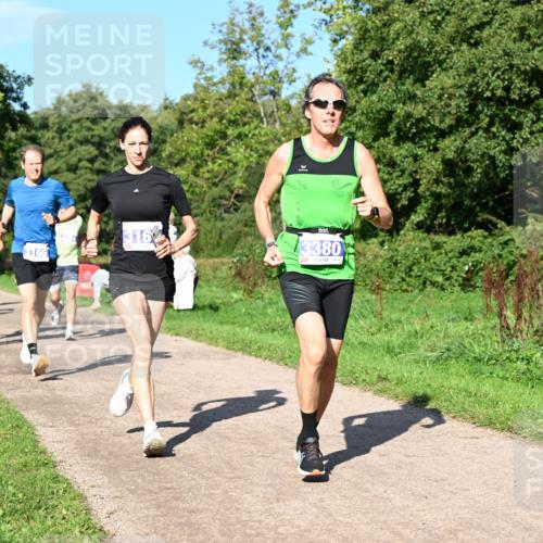 27.09.2026 - 35. Volkslauf durch das schöne Alstertal Dr. Thomas Lammeyer http://msf.ph/oto/10564321 27.09.2026 10:34:57 Laufen 3166, 316, 3380, 3 meine-sportfotos.de