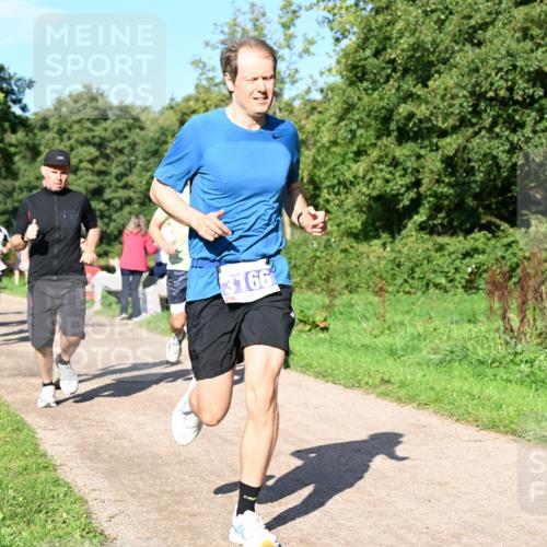 27.09.2026 - 35. Volkslauf durch das schöne Alstertal Dr. Thomas Lammeyer http://msf.ph/oto/10564336 27.09.2026 10:34:59 Laufen 3166 meine-sportfotos.de