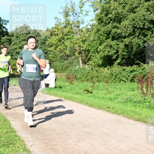 27.09.2026 - 35. Volkslauf durch das schöne Alstertal Dr. Thomas Lammeyer http://msf.ph/oto/10564357 27.09.2026 10:35:02 Laufen 3418, 3247 meine-sportfotos.de