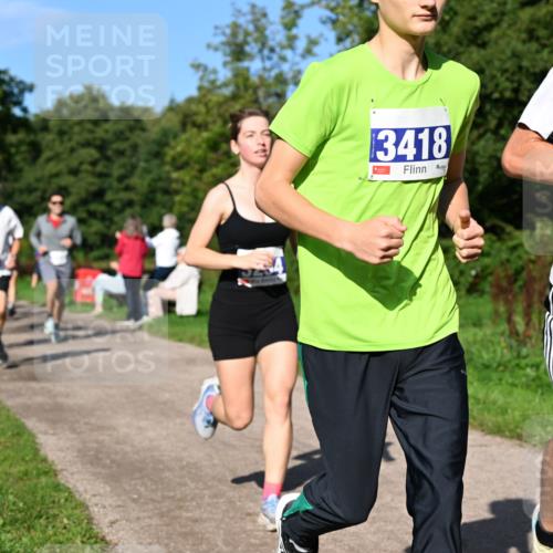 27.09.2026 - 35. Volkslauf durch das schöne Alstertal Dr. Thomas Lammeyer http://msf.ph/oto/10564377 27.09.2026 10:35:05 Laufen 3418 meine-sportfotos.de