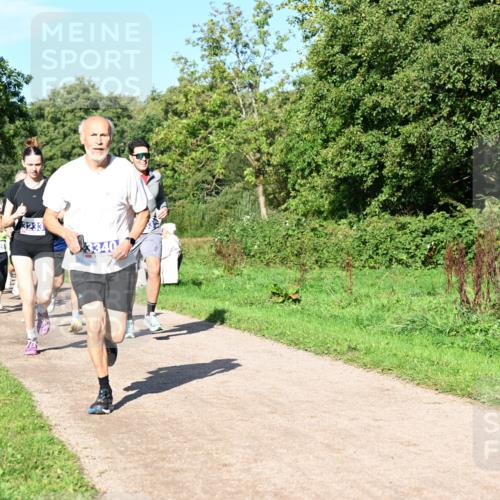 27.09.2026 - 35. Volkslauf durch das schöne Alstertal Dr. Thomas Lammeyer http://msf.ph/oto/10564387 27.09.2026 10:35:07 Laufen 145, 3233, 3340 meine-sportfotos.de