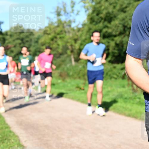 27.09.2026 - 35. Volkslauf durch das schöne Alstertal Dr. Thomas Lammeyer http://msf.ph/oto/10564480 27.09.2026 10:35:23 Laufen  meine-sportfotos.de