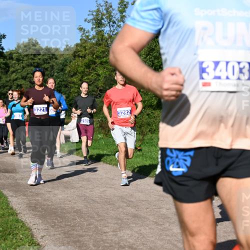 27.09.2026 - 35. Volkslauf durch das schöne Alstertal Dr. Thomas Lammeyer http://msf.ph/oto/10564504 27.09.2026 10:35:27 Laufen 3025, 3221, 3185, 3282, 13403 meine-sportfotos.de