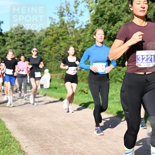 27.09.2026 - 35. Volkslauf durch das schöne Alstertal Dr. Thomas Lammeyer http://msf.ph/oto/10564520 27.09.2026 10:35:29 Laufen 3221 meine-sportfotos.de