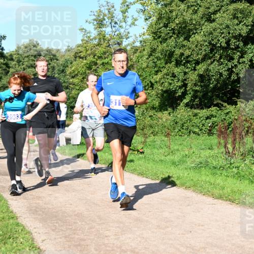27.09.2026 - 35. Volkslauf durch das schöne Alstertal Dr. Thomas Lammeyer http://msf.ph/oto/10564593 27.09.2026 10:35:40 Laufen 3983, 31 meine-sportfotos.de