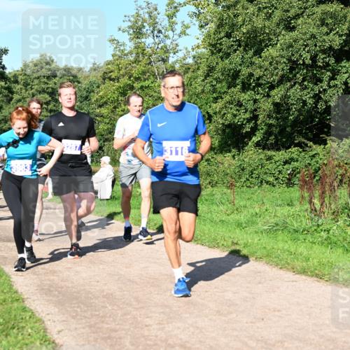 27.09.2026 - 35. Volkslauf durch das schöne Alstertal Dr. Thomas Lammeyer http://msf.ph/oto/10564594 27.09.2026 10:35:40 Laufen 3116 meine-sportfotos.de