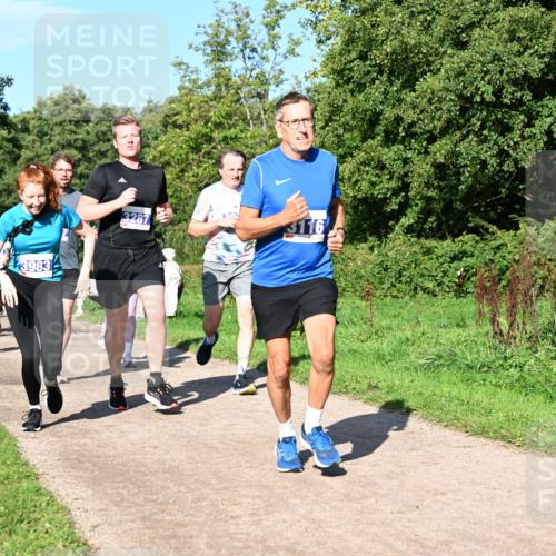 27.09.2026 - 35. Volkslauf durch das schöne Alstertal Dr. Thomas Lammeyer http://msf.ph/oto/10564595 27.09.2026 10:35:40 Laufen 3983, 3287, 3116 meine-sportfotos.de