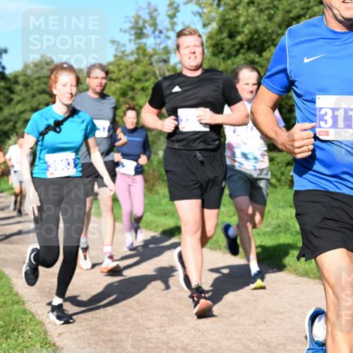 27.09.2026 - 35. Volkslauf durch das schöne Alstertal Dr. Thomas Lammeyer http://msf.ph/oto/10564603 27.09.2026 10:35:41 Laufen 311 meine-sportfotos.de