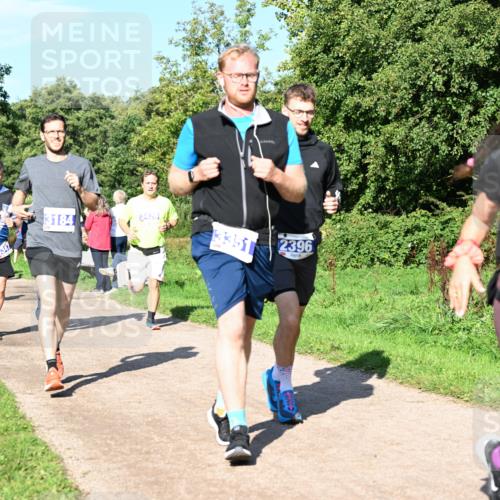 27.09.2026 - 35. Volkslauf durch das schöne Alstertal Dr. Thomas Lammeyer http://msf.ph/oto/10564724 27.09.2026 10:35:59 Laufen 3347, 3426, 3184, 3351, 2396 meine-sportfotos.de