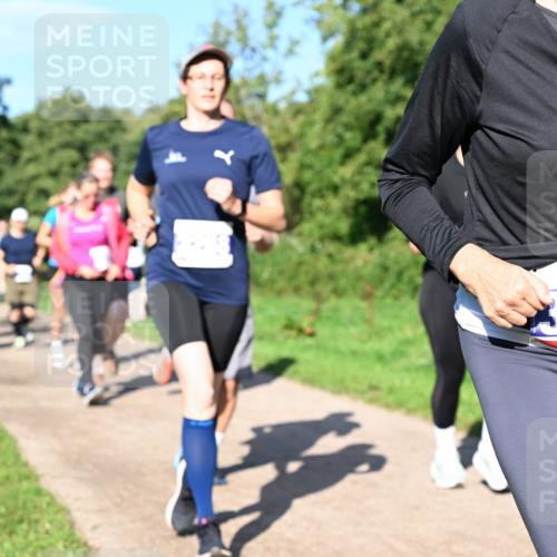 27.09.2026 - 35. Volkslauf durch das schöne Alstertal Dr. Thomas Lammeyer http://msf.ph/oto/10564825 27.09.2026 10:36:14 Laufen 3138 meine-sportfotos.de
