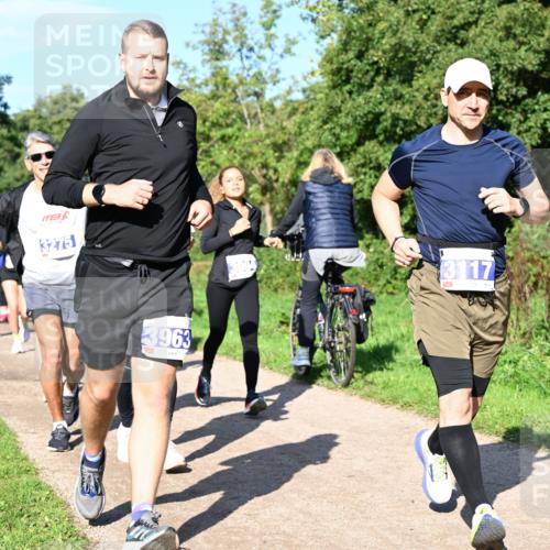 27.09.2026 - 35. Volkslauf durch das schöne Alstertal Dr. Thomas Lammeyer http://msf.ph/oto/10564856 27.09.2026 10:36:18 Laufen 3275, 3963, 3117 meine-sportfotos.de