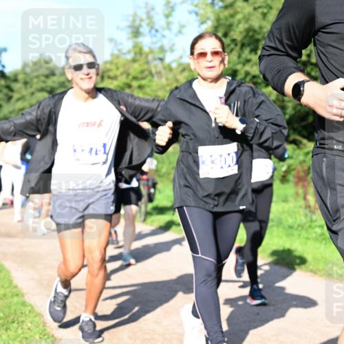 27.09.2026 - 35. Volkslauf durch das schöne Alstertal Dr. Thomas Lammeyer http://msf.ph/oto/10564864 27.09.2026 10:36:20 Laufen 215, 3300, 76 meine-sportfotos.de