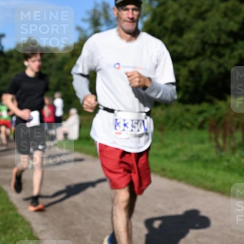 27.09.2026 - 35. Volkslauf durch das schöne Alstertal Dr. Thomas Lammeyer http://msf.ph/oto/10564933 27.09.2026 10:36:30 Laufen 3350 meine-sportfotos.de