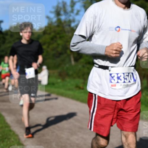 27.09.2026 - 35. Volkslauf durch das schöne Alstertal Dr. Thomas Lammeyer http://msf.ph/oto/10564936 27.09.2026 10:36:30 Laufen 3350 meine-sportfotos.de
