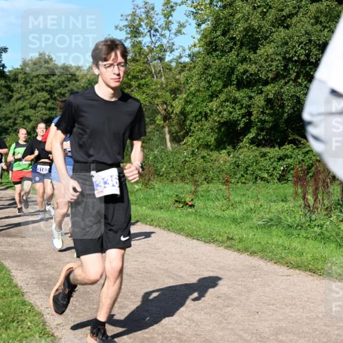 27.09.2026 - 35. Volkslauf durch das schöne Alstertal Dr. Thomas Lammeyer http://msf.ph/oto/10564939 27.09.2026 10:36:31 Laufen 301, 3182, 336 meine-sportfotos.de