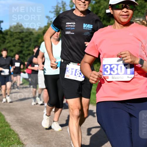 27.09.2026 - 35. Volkslauf durch das schöne Alstertal Dr. Thomas Lammeyer http://msf.ph/oto/10564973 27.09.2026 10:36:35 Laufen 318, 330, 3182 meine-sportfotos.de