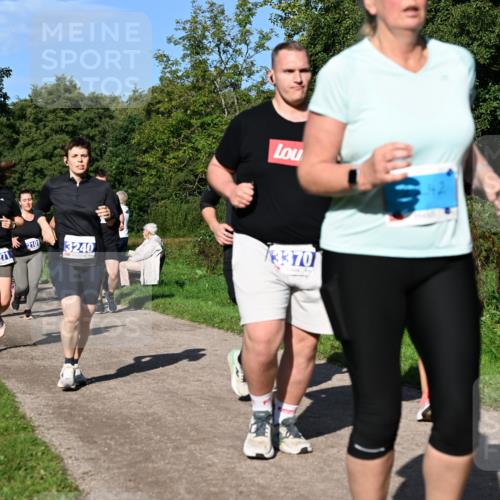 27.09.2026 - 35. Volkslauf durch das schöne Alstertal Dr. Thomas Lammeyer http://msf.ph/oto/10564981 27.09.2026 10:36:37 Laufen 3271, 2101, 3240, 3370 meine-sportfotos.de