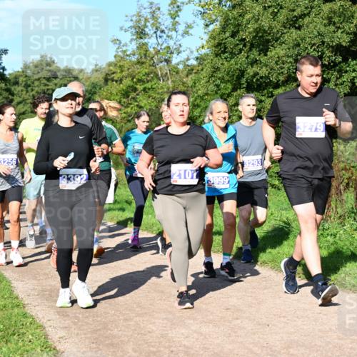 27.09.2026 - 35. Volkslauf durch das schöne Alstertal Dr. Thomas Lammeyer http://msf.ph/oto/10565010 27.09.2026 10:36:41 Laufen 3256, 3293, 3392, 2107, 3999, 3279 meine-sportfotos.de