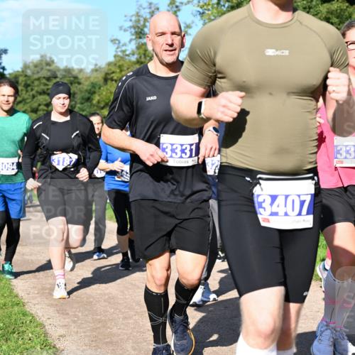 27.09.2026 - 35. Volkslauf durch das schöne Alstertal Dr. Thomas Lammeyer http://msf.ph/oto/10565060 27.09.2026 10:36:48 Laufen 3094, 3187, 3331, 3, 3407, 3330 meine-sportfotos.de