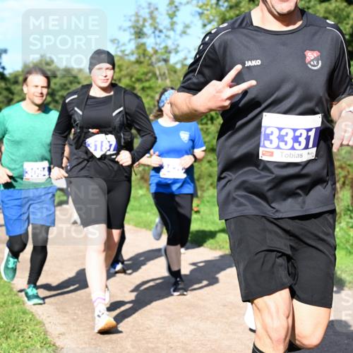 27.09.2026 - 35. Volkslauf durch das schöne Alstertal Dr. Thomas Lammeyer http://msf.ph/oto/10565065 27.09.2026 10:36:49 Laufen 3094, 3187, 3331 meine-sportfotos.de