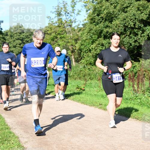 27.09.2026 - 35. Volkslauf durch das schöne Alstertal Dr. Thomas Lammeyer http://msf.ph/oto/10565089 27.09.2026 10:36:53 Laufen 3123, 13280, 3419 meine-sportfotos.de