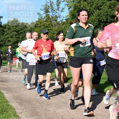 27.09.2026 - 35. Volkslauf durch das schöne Alstertal Dr. Thomas Lammeyer http://msf.ph/oto/10565143 27.09.2026 10:36:59 Laufen 3294, 2171, 3168, 28, 3957, 3389 meine-sportfotos.de