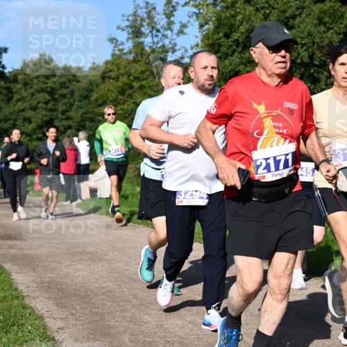 27.09.2026 - 35. Volkslauf durch das schöne Alstertal Dr. Thomas Lammeyer http://msf.ph/oto/10565156 27.09.2026 10:37:00 Laufen 3294, 2171, 45, 3168 meine-sportfotos.de