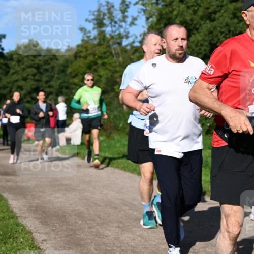 27.09.2026 - 35. Volkslauf durch das schöne Alstertal Dr. Thomas Lammeyer http://msf.ph/oto/10565160 27.09.2026 10:37:01 Laufen 2171 meine-sportfotos.de